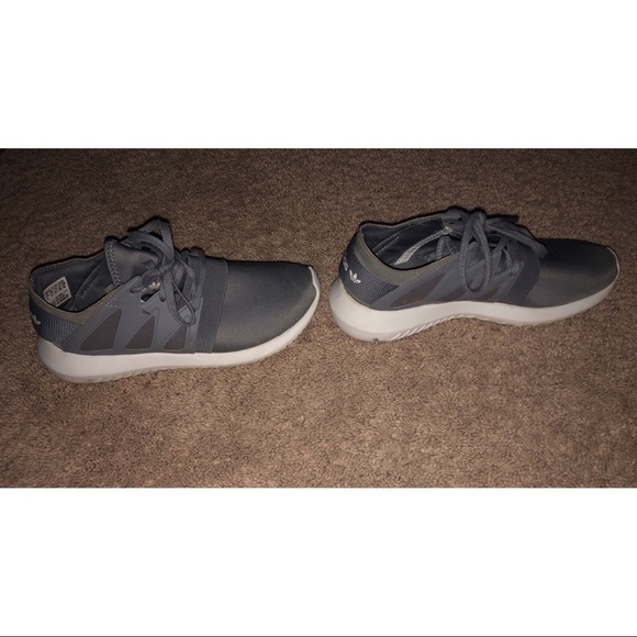Womens Adidas Tubular Viral - Picture 3 of 8